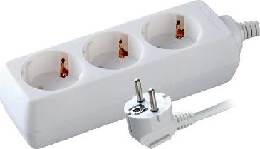Удлинитель VOLSTEN (9311) S 3x1,5-Z (3 гн. 1,5 м., 16А, 2200 Вт.)