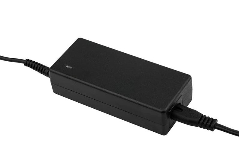 Источник питания 220 V AC/24 V DC 3 А 72 W с DC разъемом подключения 5.5х2.1, без влагозащиты (IP23)