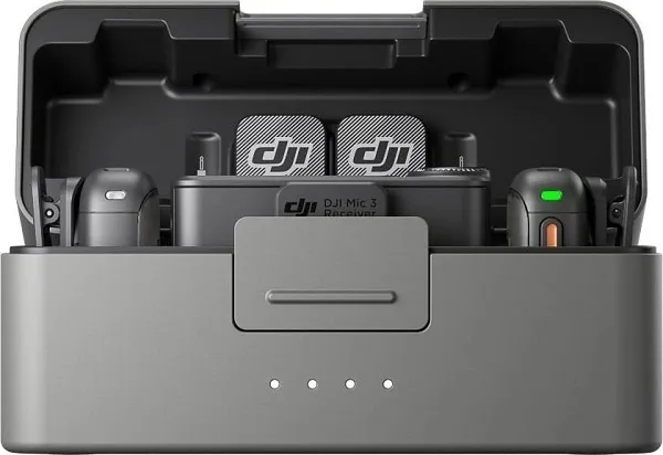 Комплект беспроводного микрофона DJI Mic 3 с зарядным футляром (2 TX + 1 RX + Charging Case) черный (EAC)